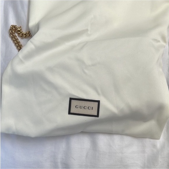 Gucci - Picture 4 of 6